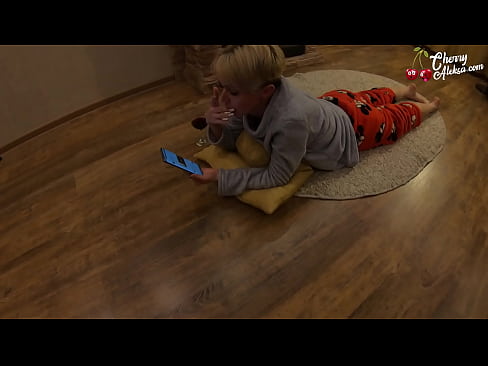 ❤️ Galna blondinen suger en enorm kuk och studsar på den - Analsex ❌ Fuckvideo at sv.epicshowdown.top ❤